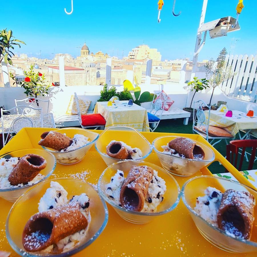 Due Passi Dal Centro Bed & Breakfast Marsala Exterior photo